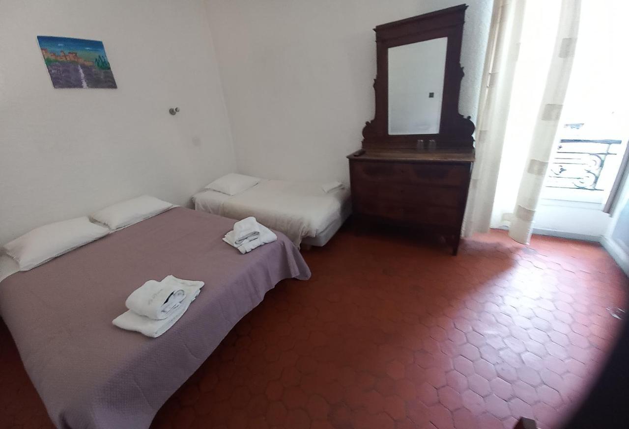 Hotel Du Cours Пертюі Екстер'єр фото